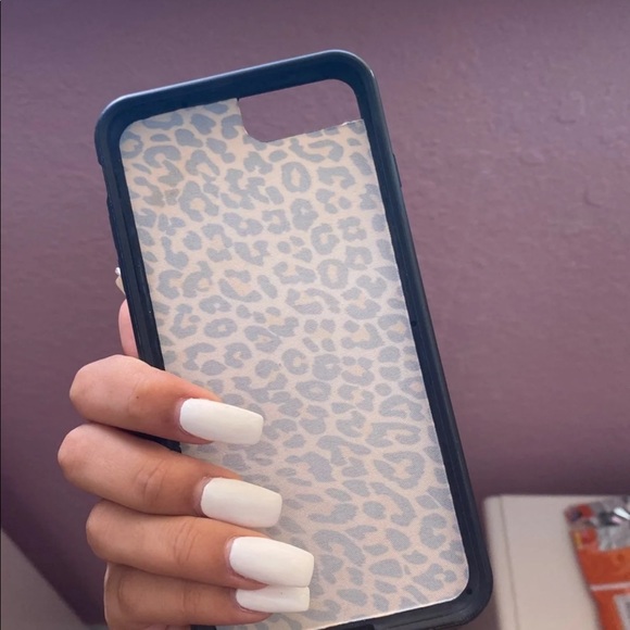 Wildflower Phone case for Iphone 7 PLUS or 8 PLUS - Picture 2 of 2